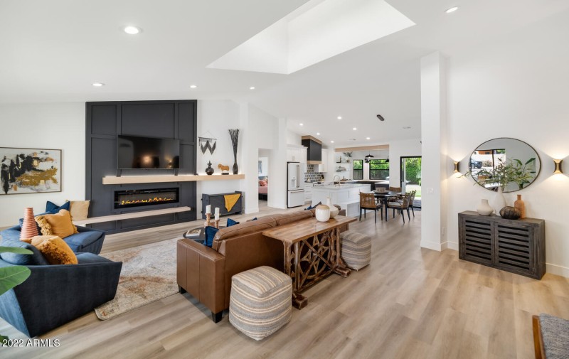 10333 E Caron St-large-006-023-10333 E C