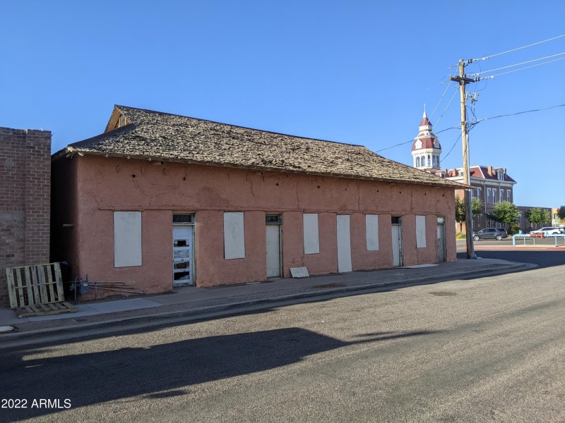 PXL_20220601_005649523