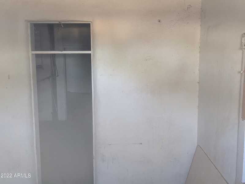 PXL_20220601_005804792.PORTRAIT