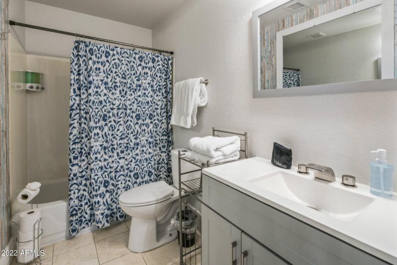 Guest Bathroom Upstairs