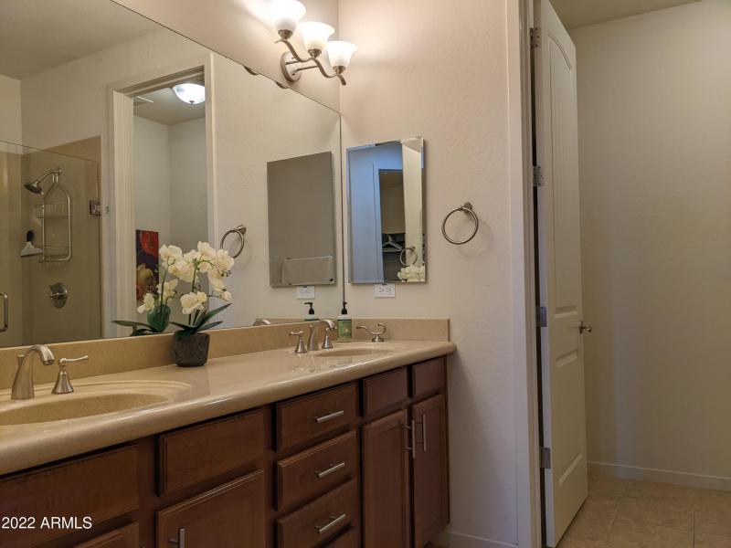 Double Sink in Master Bath