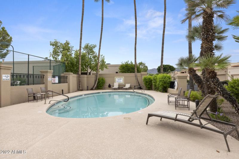 36_23010_N_86th_St__32_mls