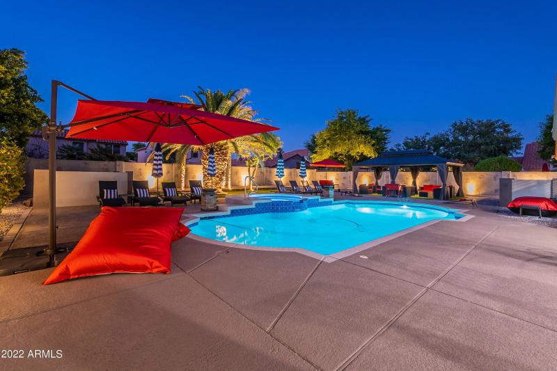 Carla-Twilight HD-18