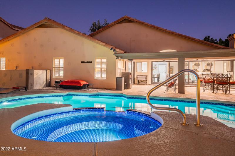 Carla-Twilight HD-20