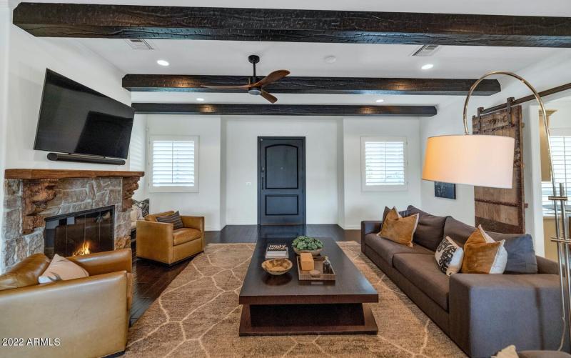 6139 E Calle Del Sud-large-006-006-6139