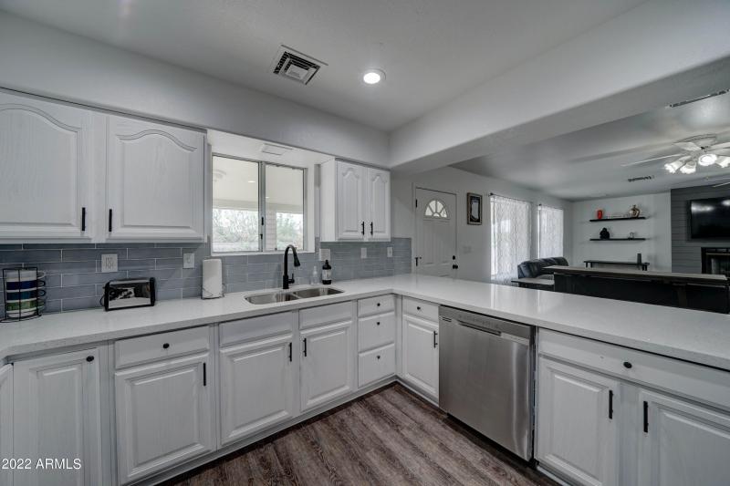 77 W Baseline Spur-12