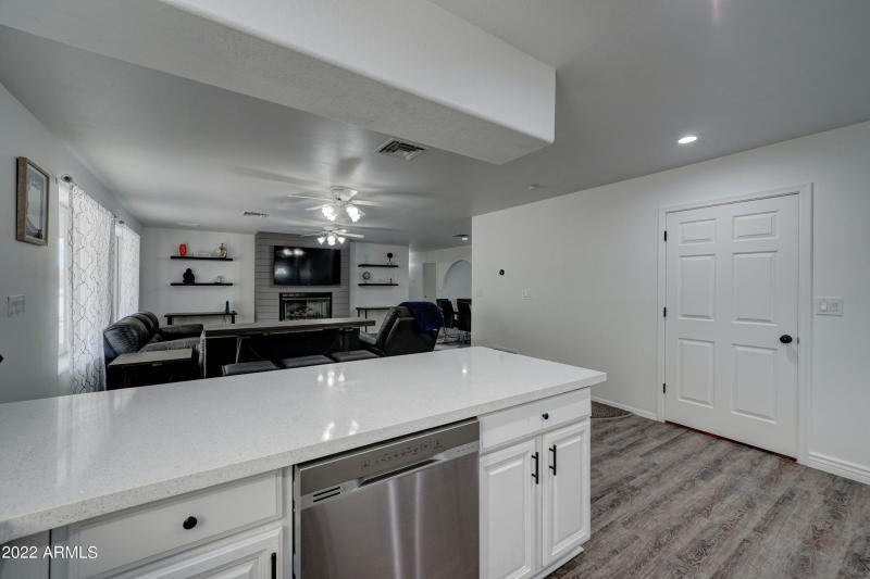 77 W Baseline Spur-14