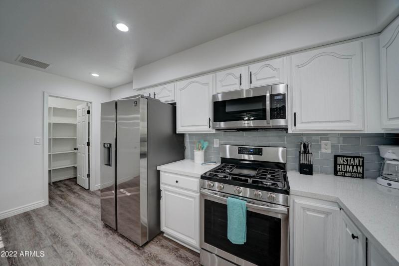 77 W Baseline Spur-15