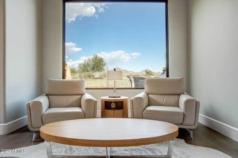 46_19823_N_83rd_Pl__46_mls