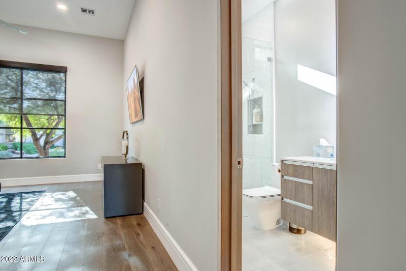 62_19823_N_83rd_Pl__62_mls