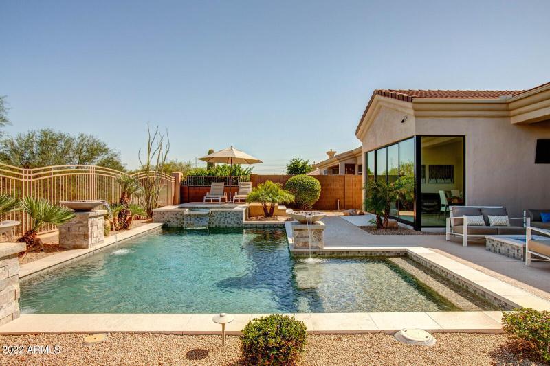 76_19823_N_83rd_Pl__76_mls