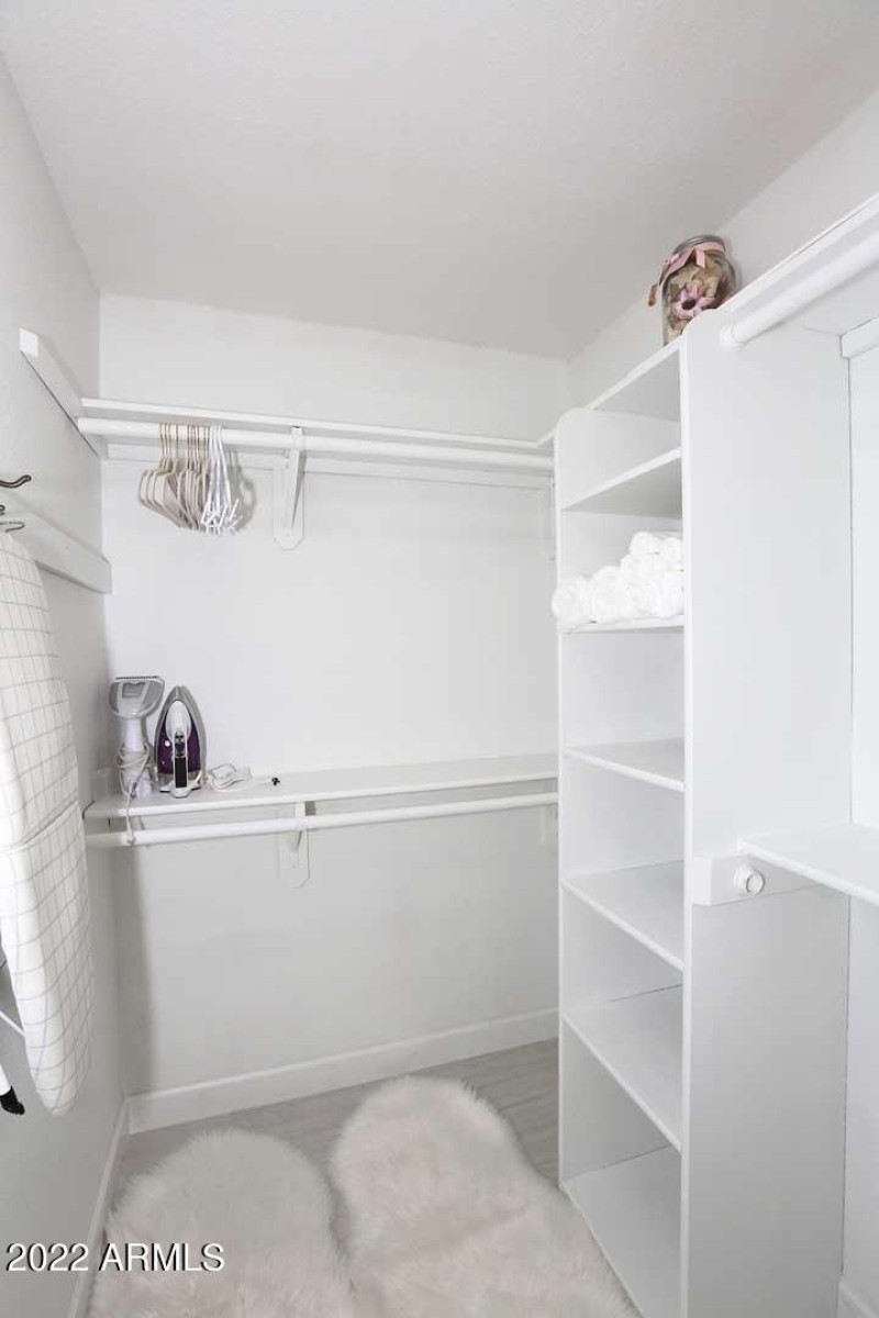 Master Bedroom-Closet