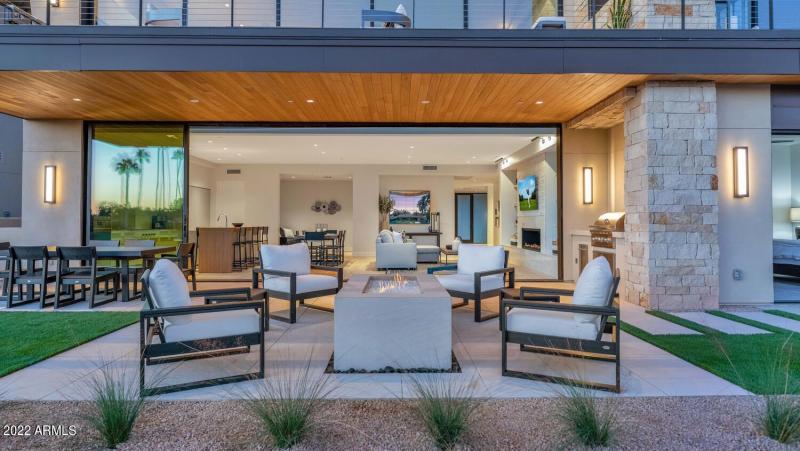 6331 E Phoenician Blvd-large-033-028-633