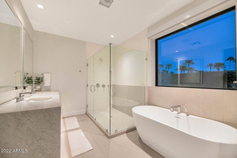 6331 E Phoenician Blvd-large-040-044-633