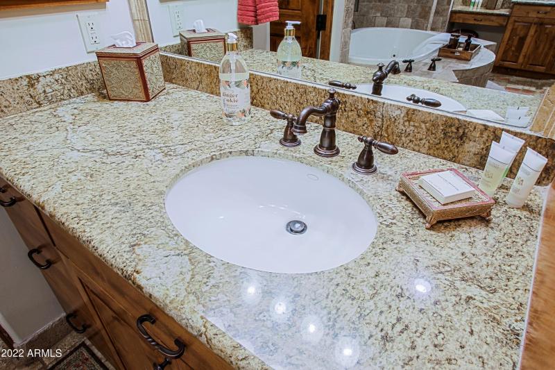 Detail - Master Bath 3