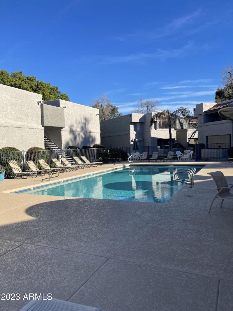 2762D2C8-7DDC-40B3-8E90-852EABDBD622