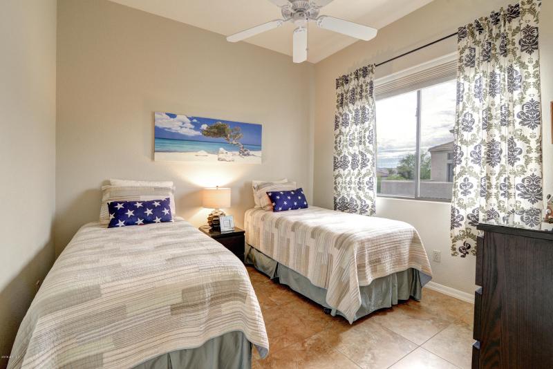 13606 N Cambria Ct #208 (26)