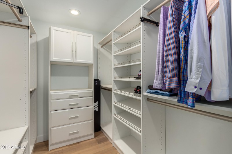 Master Walk in Closet