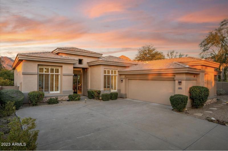 27CB6C7A-31F7-4AC4-926F-1A200CCE3B0D