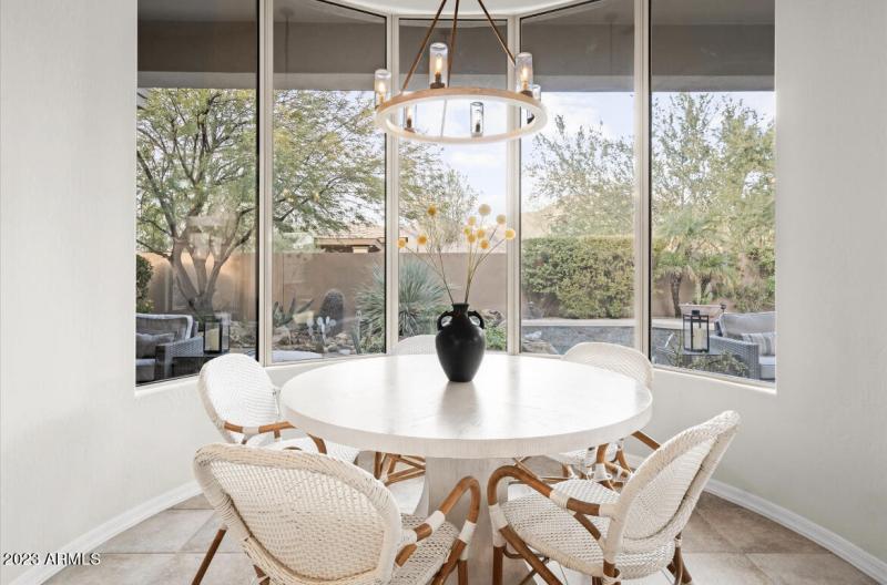 7E418D75-DDFD-4CB4-AE2E-A656D9E1F095