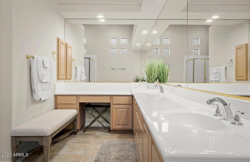 1DD1F8F4-EA78-4975-B806-9135CA627EFC