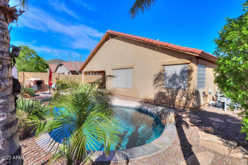 106 Pool with house view