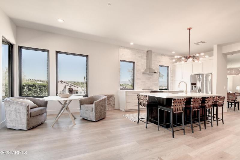 13810 N Woodside Dr (10)