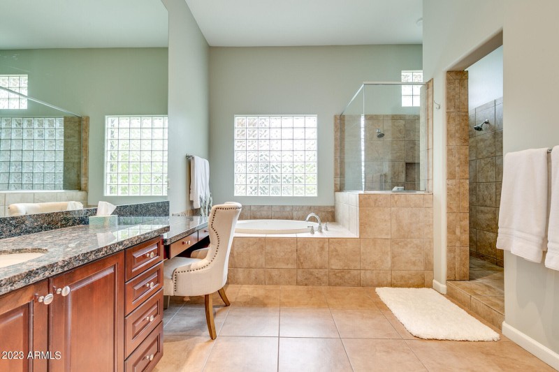 32_37427N97thWayMLS32_mls