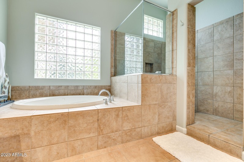 33_37427N97thWayMLS33_mls