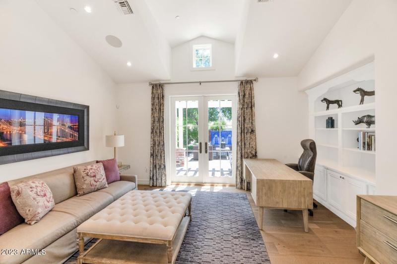 4202 N 64th St-large-029-042-4202 N 64th