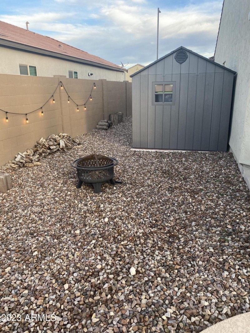 35B3CAD4-B237-45EA-80EE-6C8713126B5D