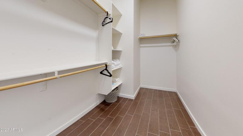 1202-E-Colter-St-Closet