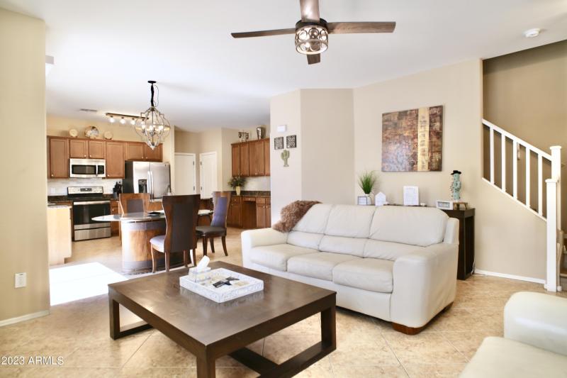 3479C2CA-53A8-4EF7-92E6-BE139FC91622_1_2