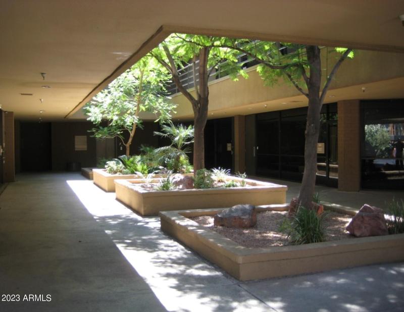 2150 Photo Planter Boxes