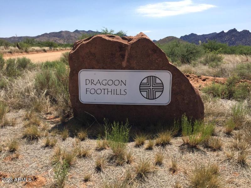 DMR FOOTHILLS COMMON AREA