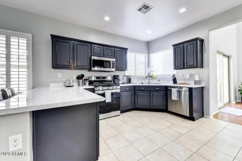 153 N Greenwood kitchen 1