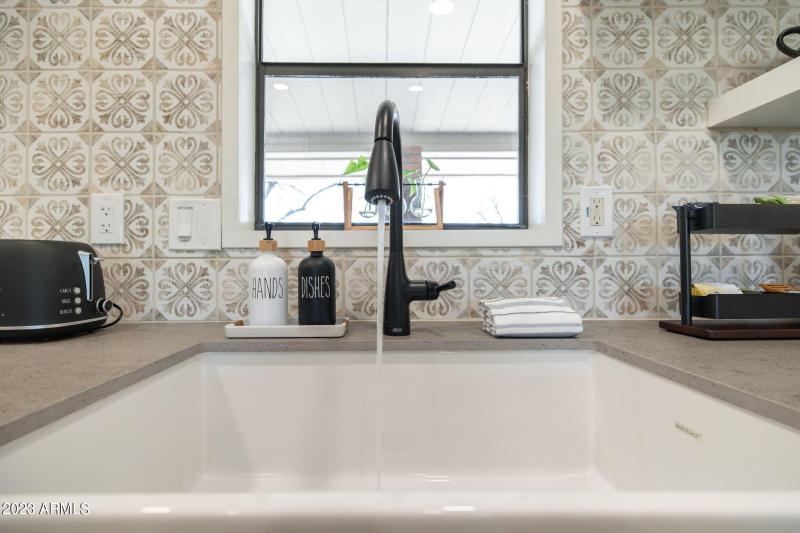 19-web-or-mls-4909-e-tumbleweed-cir