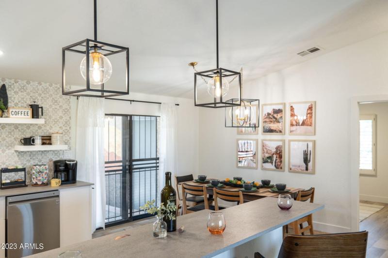 21-web-or-mls-4909-e-tumbleweed-cir