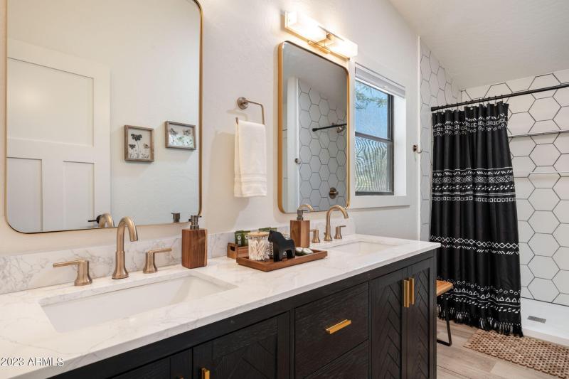 31-web-or-mls-4909-e-tumbleweed-cir