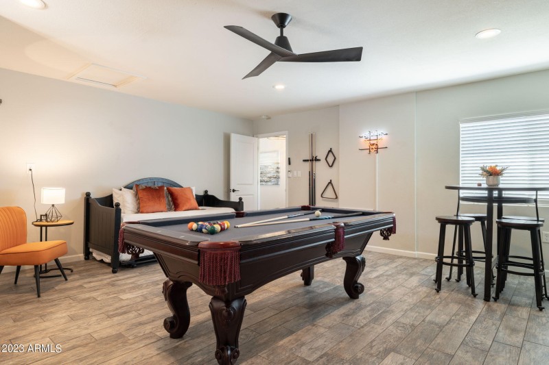 19-web-or-mls-6325-e-carolina-dr