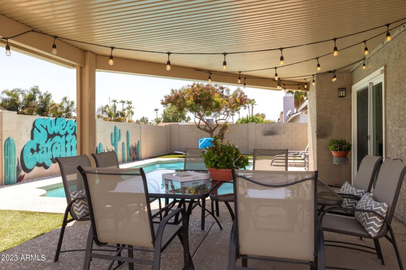 44-web-or-mls-6325-e-carolina-dr