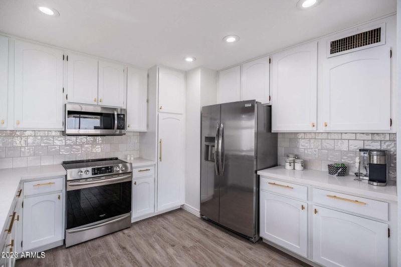 20230204190759963775000000-o