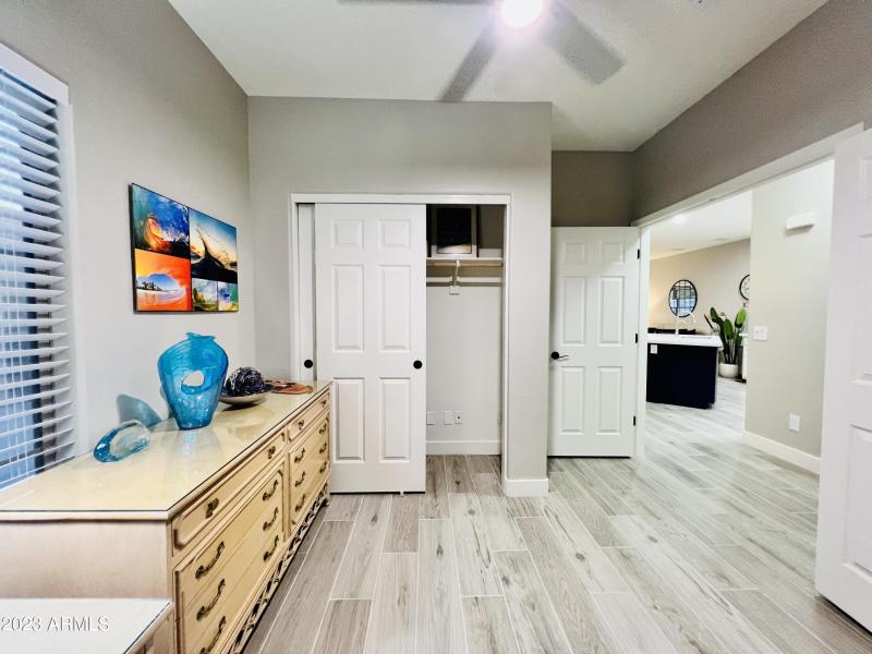 10956E81-1664-4D2D-A3B2-5268B80ECCDD