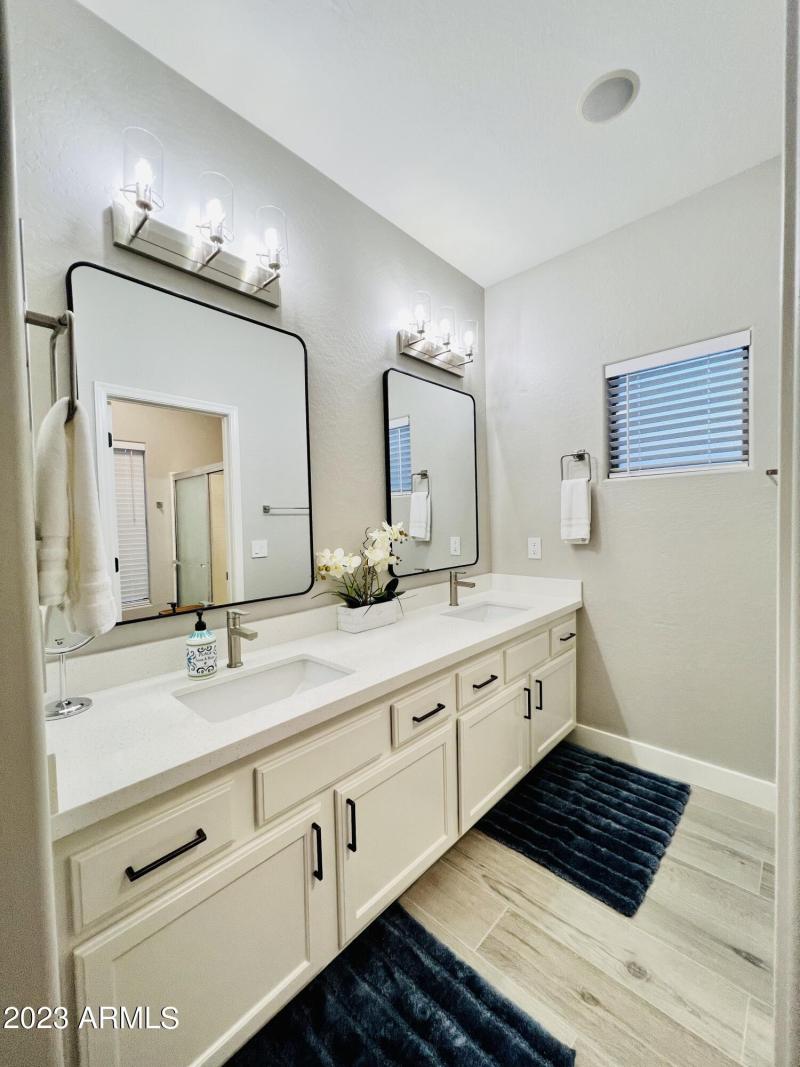 2E5B5E8C-6D1E-4F8B-B193-899EACD0FD2A