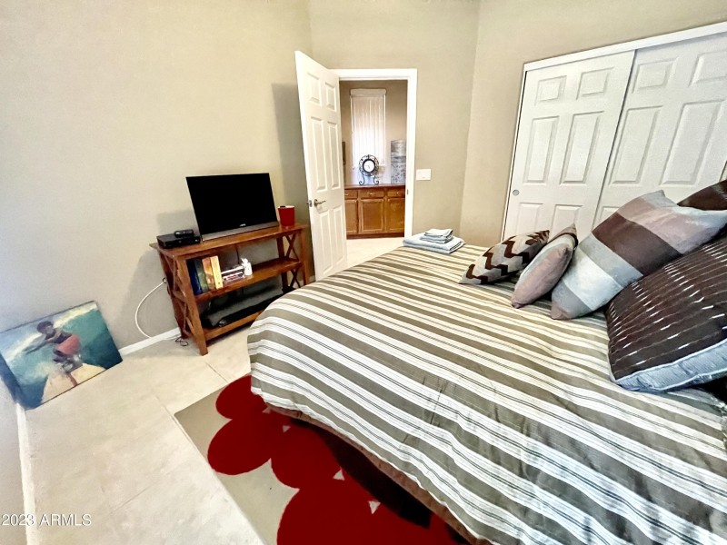 04155C2A-F80F-423F-8CF7-873BF46F03A3