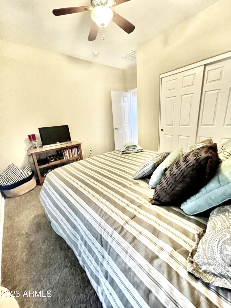 AE4C791B-2753-4623-A359-976B3B9D6ADE