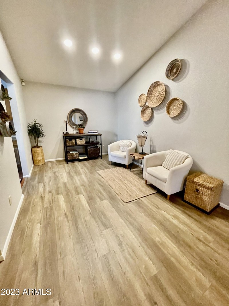 9D5E701D-E4DD-4582-A648-C06B93D732D2