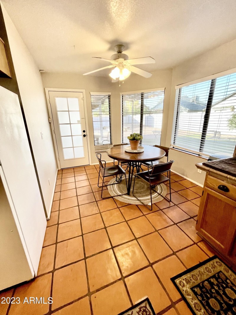 E0CDBFBC-42B0-4C1D-8B77-E988053628DE