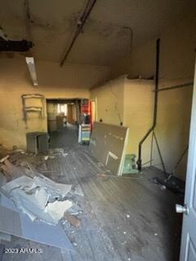 50AC2D74-8D9B-4946-9745-9AE399306491_4_5