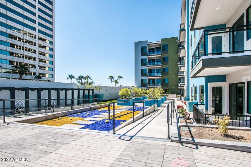 EdisonPoolGlass - Copy (2)